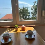 East Side Flat 아파트