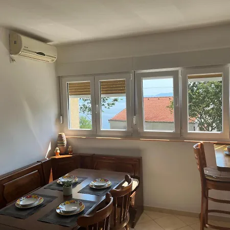 East Side Flat * Rijeka